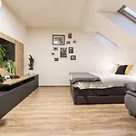 Flexihome Sk - Komenskeho - Private Parking Spot - Ultra Modern And Stylish Appartamento Košice