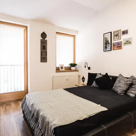 Appartamento Flexihome Sk - Komenskeho - Private Parking Spot - Ultra Modern And Stylish Košice