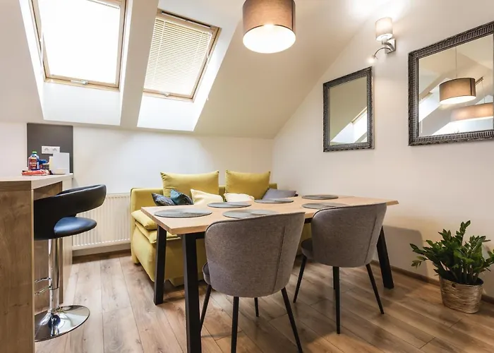 Appartamento Flexihome Sk - Komenskeho - Private Parking Spot - Ultra Modern And Stylish Košice